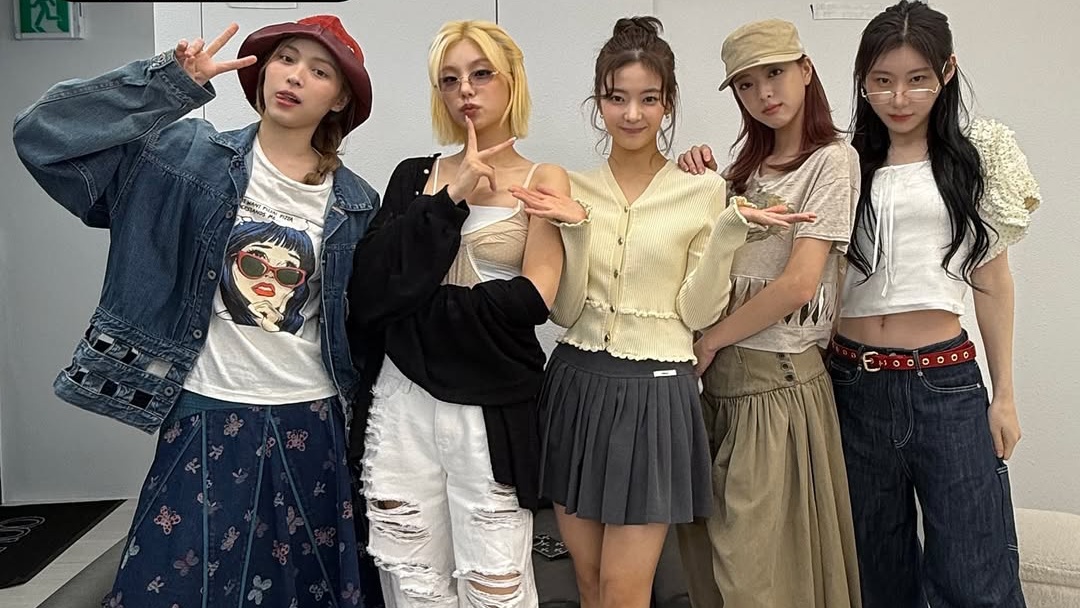 ITZY Tampil Penuh Energi di MV 'ROCK & ROLL', Simak Lirik Lagunya