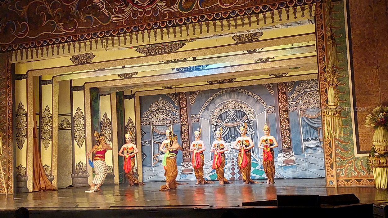 Genjot Pemulihan Ekonomi, Gibran Gelar Festival Wayang Bocah