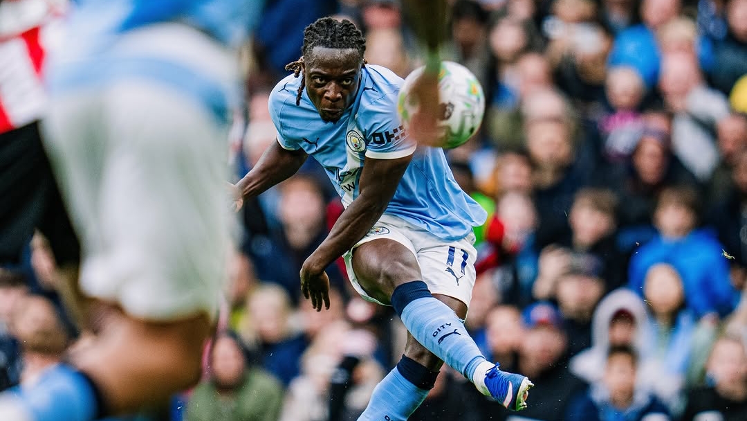 Manchester City Gilas Brentford 3-0, Tempel Ketat Arsenal di Puncak Klasemen