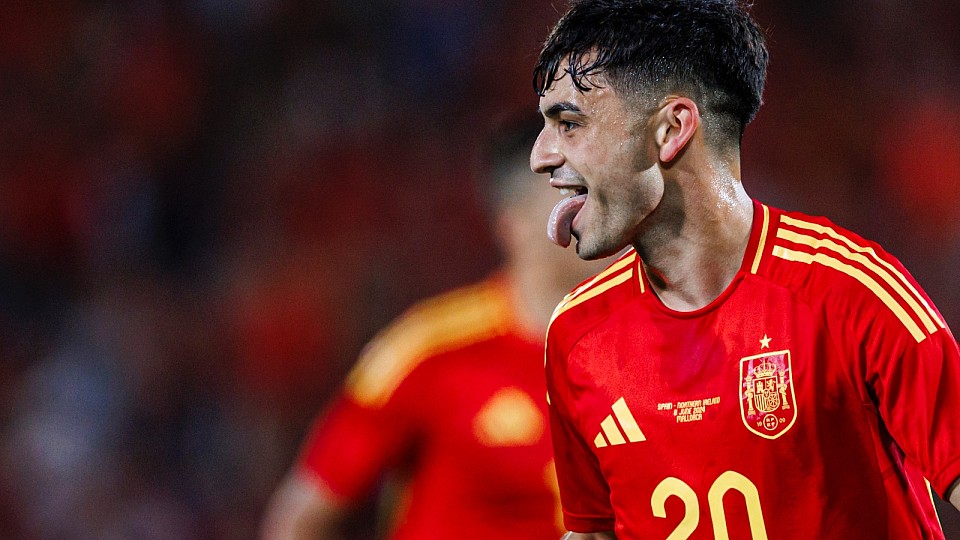 Pedri menyadari jika timnas Spanyol tak memiliki pemain bintang