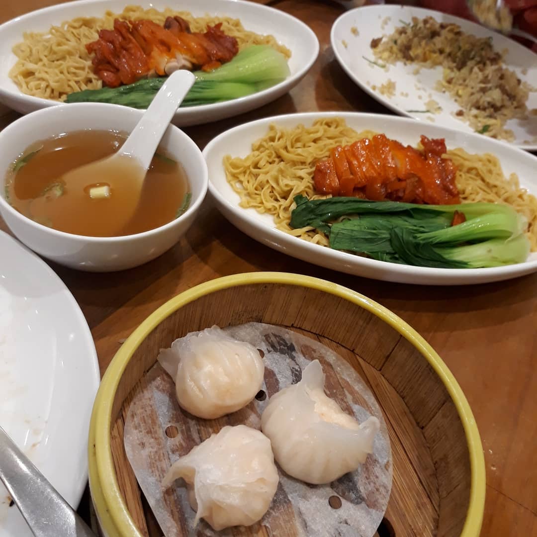  Menu di Imperial Kitchen & Dinsum (Foto: instagram.com/evi_novrianty)