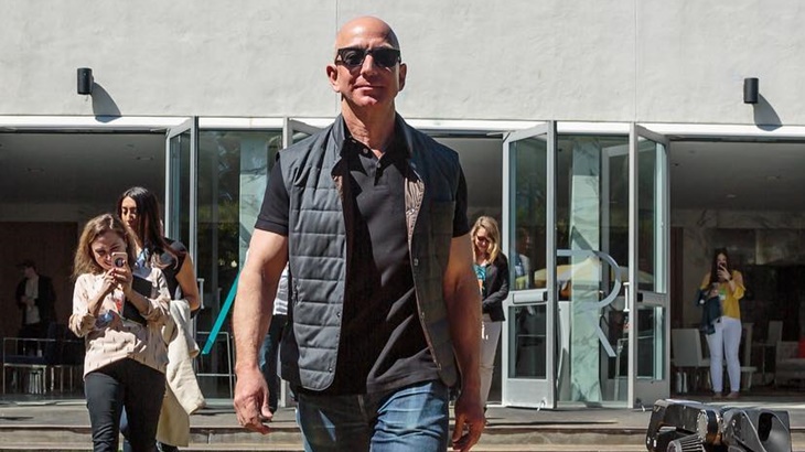Jeff Bezos Gagal Raih Proyek ke Bulan, Ini Penyebabnya
