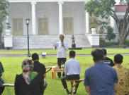 Jokowi Luncurkan Bansos Tunai Rp110 Triliun