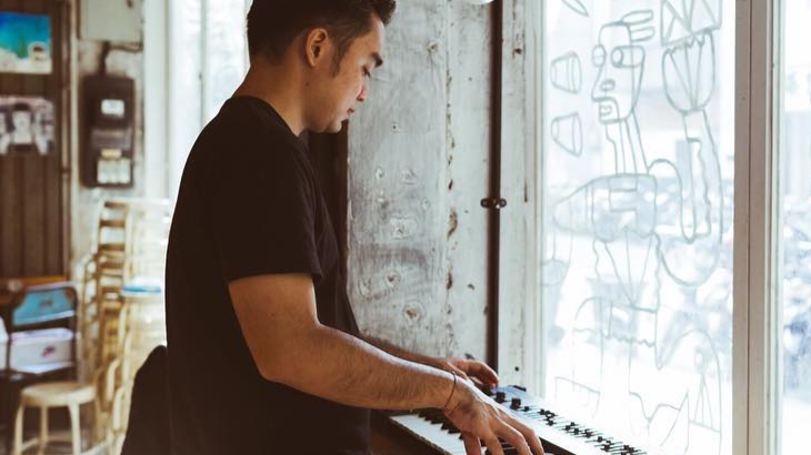 Dipha Barus Lepas Lagu Decide, Hasil Kolaborasi dengan 3 Rapper