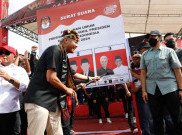 Cara Ganjar  Turun Langsung Ajari Ribuan Warga Lampung Nyoblos Nomor 3