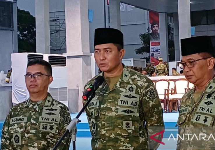 HUT TNI Tanpa Parade Alutsista, Presiden Prabowo Tetap Hadir