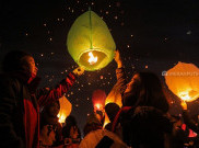 Ribuan Lampion Terangi Langit Dieng Culture Festival 2019