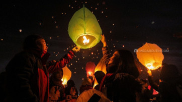 Ribuan Lampion Terangi Langit Dieng Culture Festival 2019
