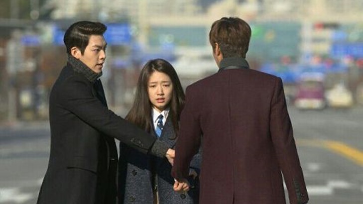 Serunya Cinta Segitiga ala Drama Korea
