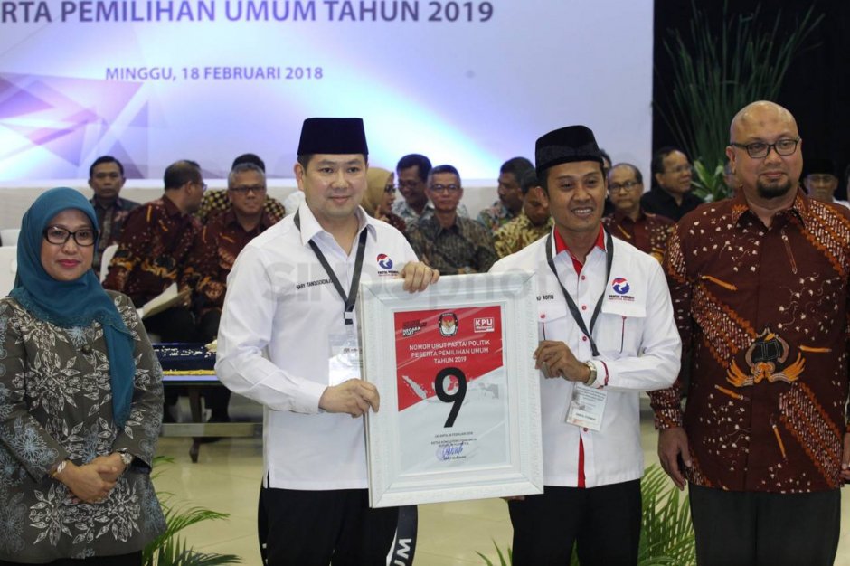 Ketum Perindo, Hary Tanoesoedibjo dan Sekjen Ahmad Rofiq. Foto: Perindo
