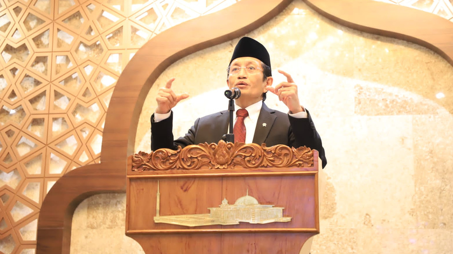 Doakan Kesembuhan Paus Fransiskus, Menag: Beliau Sudah Wakafkan Diri untuk Kemanusiaan