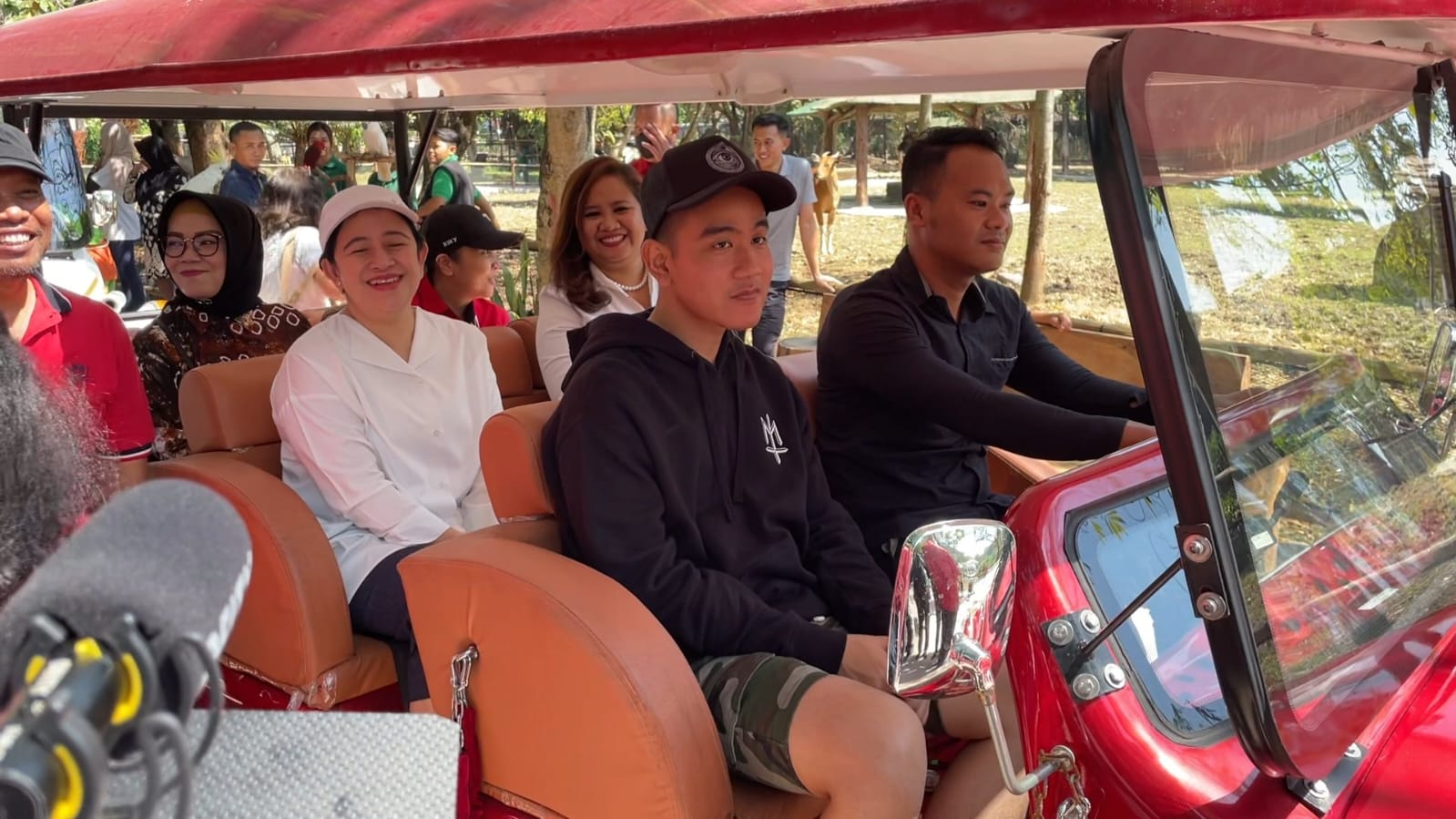 Puan Beri Masukan Pengelolaan Wisata Solo Safari