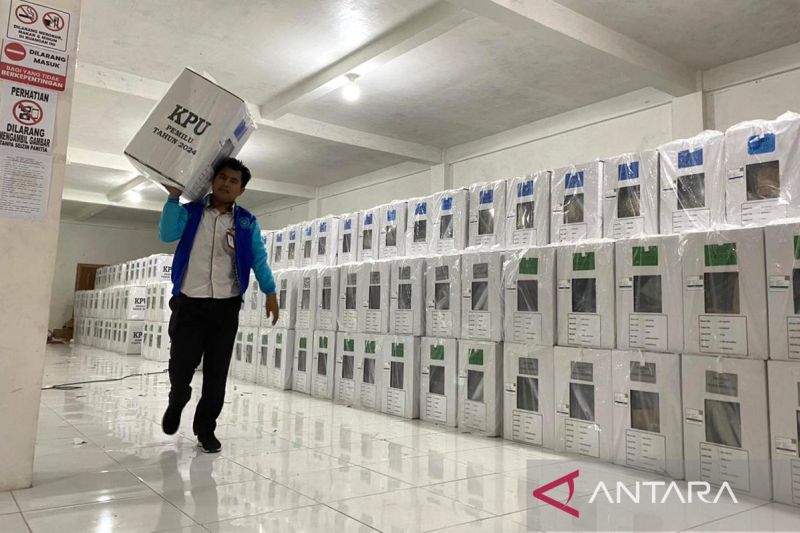 Jangan Lupa Periksa Kertas Suara di TPS Sebelum Tentukan Pilihan