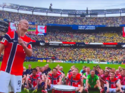 Erling Haaland Jadi Tukang Gendang, Timnas Norwegia dan Suporter Dayung Kapal Viking di Amerika Serikat