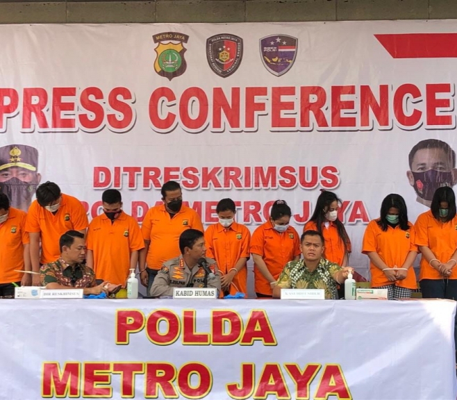 Polda Metro Jaya Ungkap 58 Aplikasi Pinjaman Online Ilegal, 11 Orang Jadi Tersangka