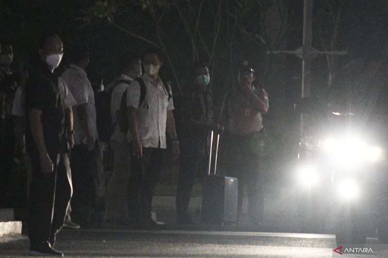 KPK Temukan Dokumen Aliran Duit Suap di Plaza SMRA Bekasi