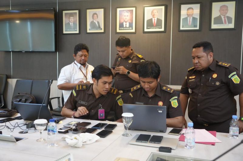 Achmad Muchtasyar Belum Genap Sebulan Dilantik Menteri Bahlil Ketika Kantornya Digeledah Kejagung