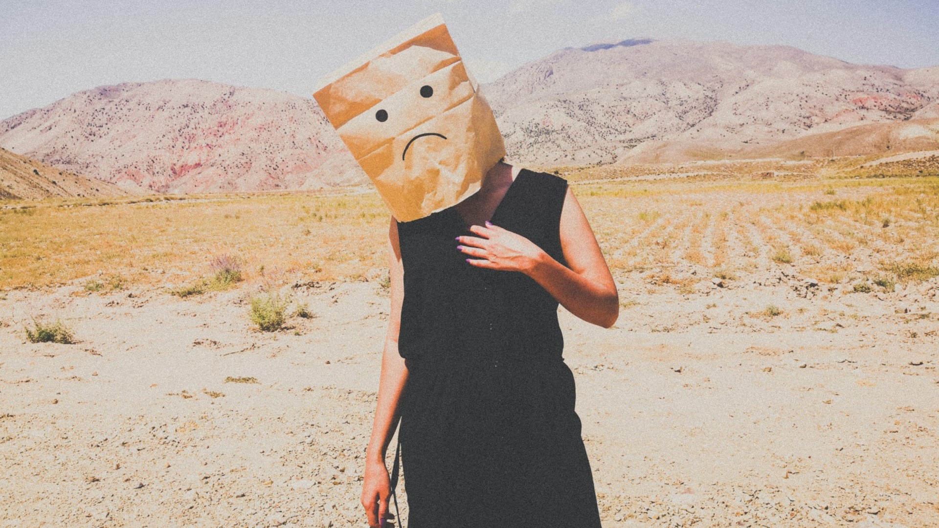 Cancer dikenal sebagai zodiak dengan sisi emosional yang sensitif. (Foto: Unsplash/arash payam)