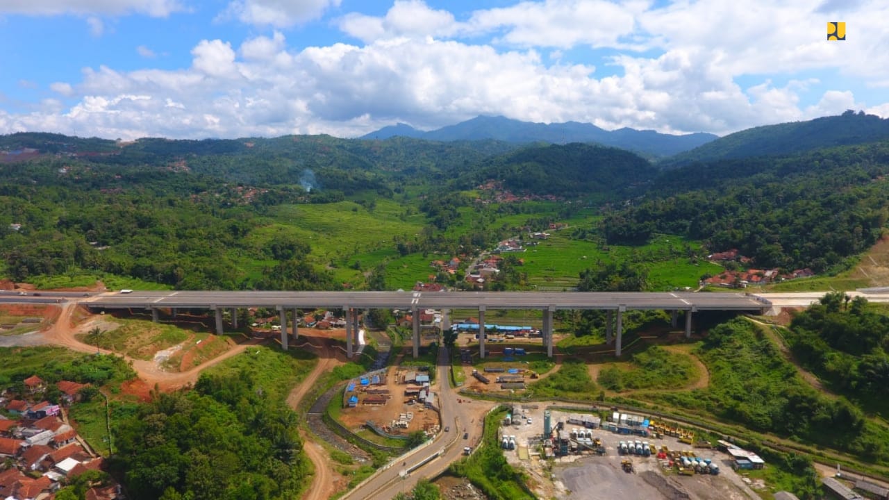 Pemudik Bisa Gunakan Tol Cisumdawu Sampai Pintu Tol Cimalaka