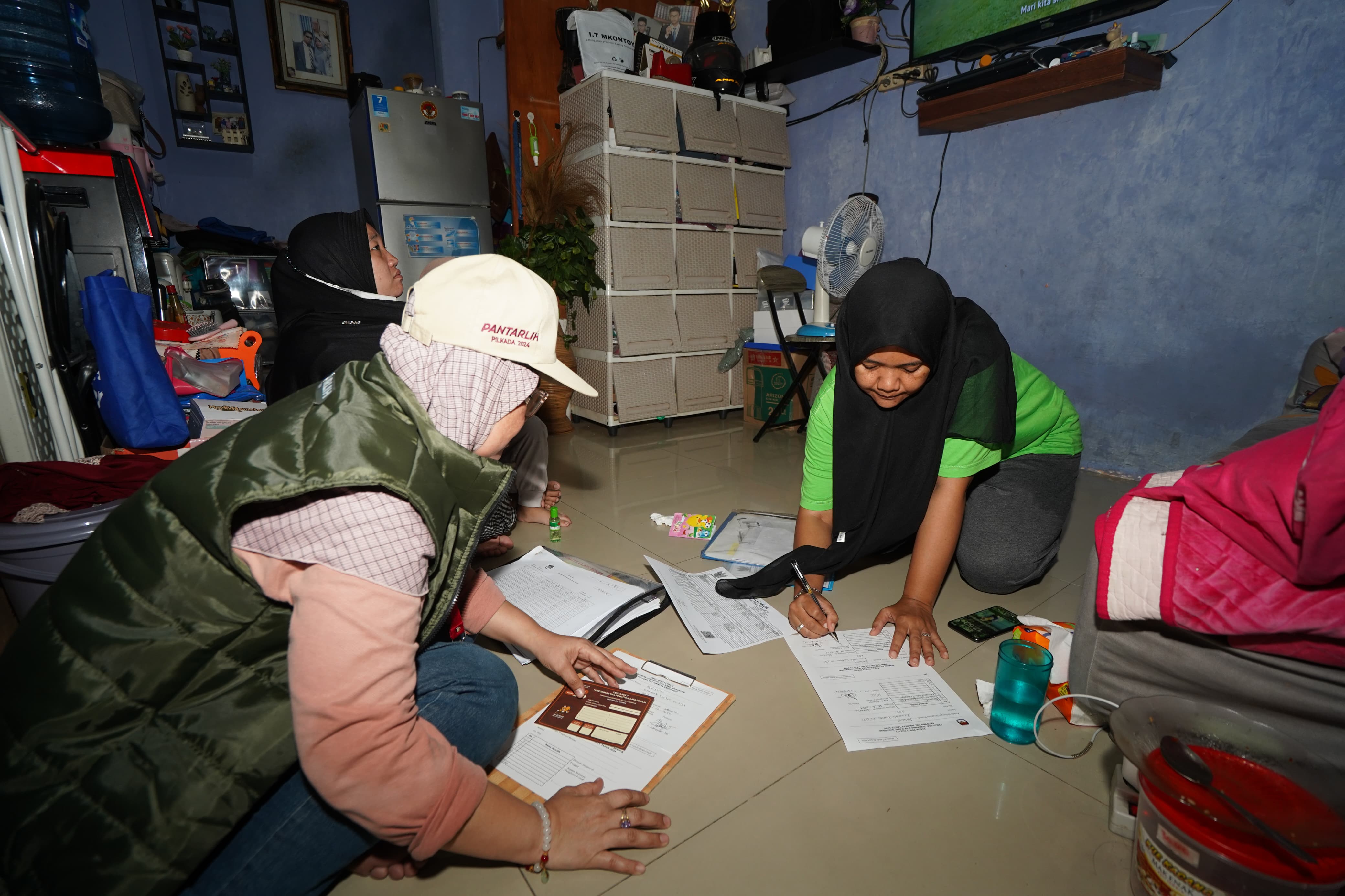 KPU Jakarta Ingatkan Pantarlih Wajib Pakai Atribut Saat Coklit Data Pemilih