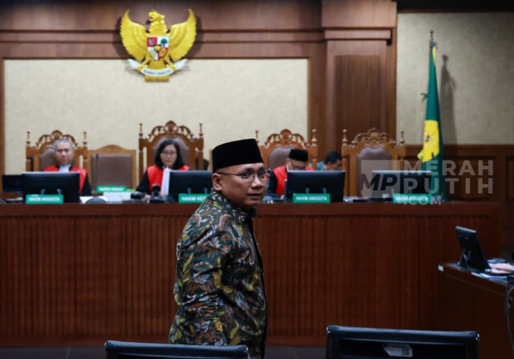 Gus Yaqut Didakwa Rugikan Negara Rp 622 Miliar dalam Kasus Kuota Haji