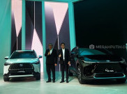 Toyota Perkenalkan bZ4x di GIIAS 2022