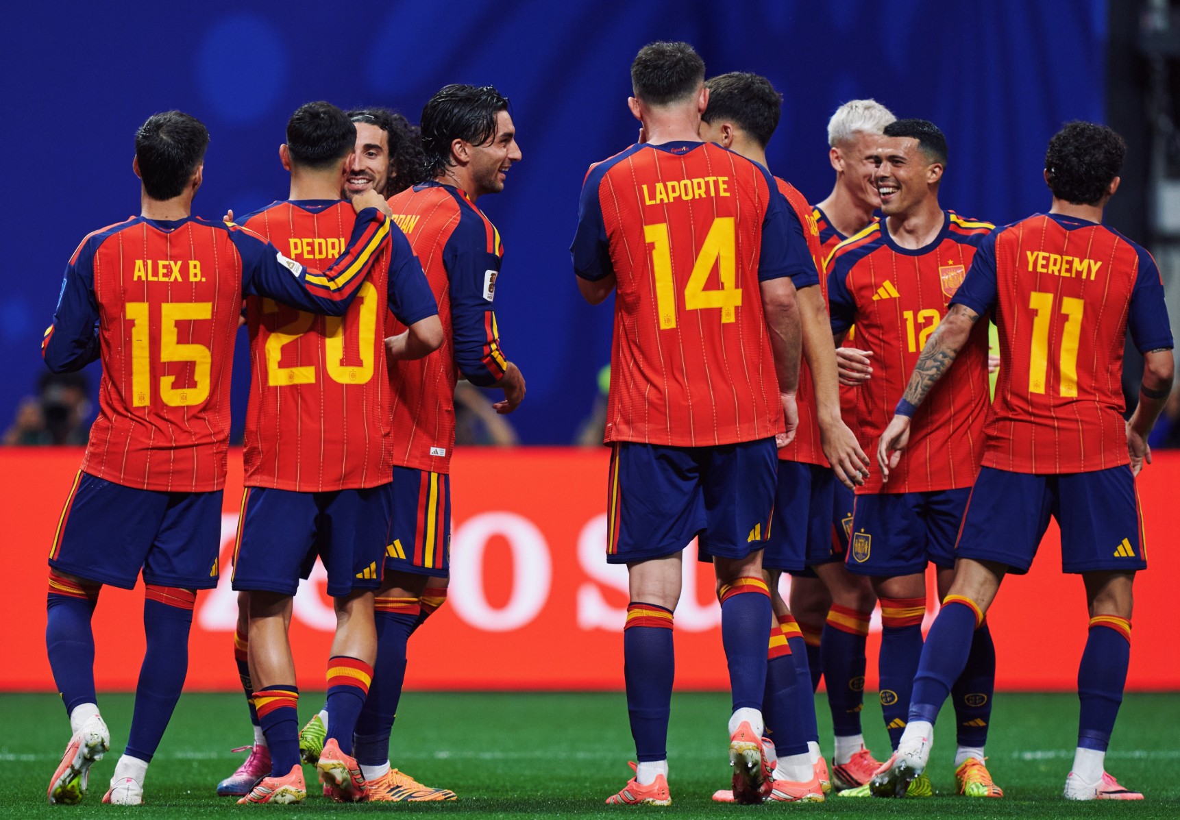 Luis de la Fuente Sebut Timnas Spanyol Belum Keluarkan Segenap Kemampuan
