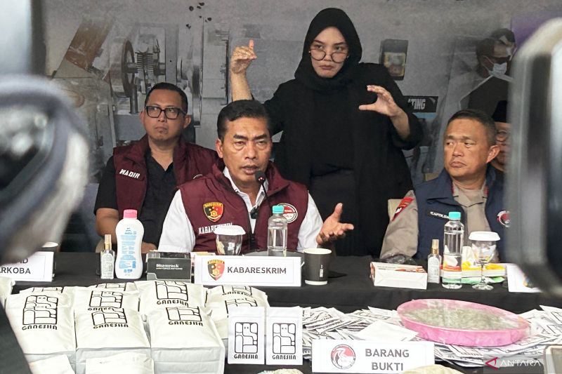 Warga Malaysia Kendalikan Pabrik Narkotika Sintetis di Malang