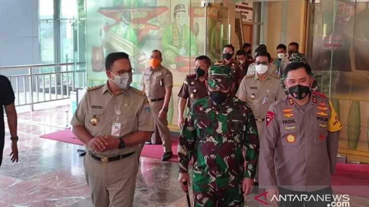 Antisipasi Lonjakan Kasus Pasca-Lebaran, Anies Perpanjang PPKM