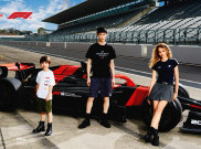 Disney x Formula 1 UT Collection Hadir di Indonesia, Padukan Karakter Disney dan Dunia Balap