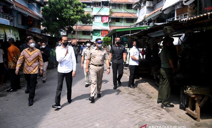Anies Berlakukan WFH 75 Persen bagi Kantor di Zona Merah