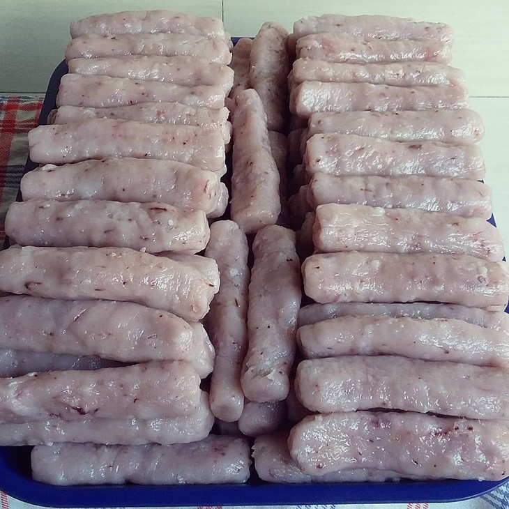 Pempek lenjer. (Foto: Instagram/ailiehoalie)