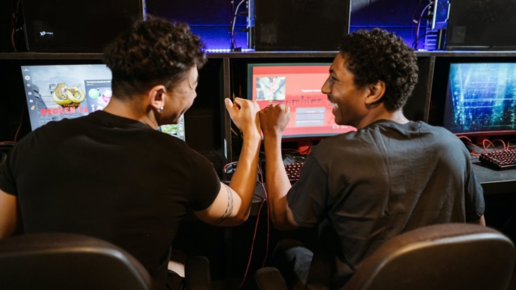 Damai Ajalah, E-Sports Tak Melulu Negatif