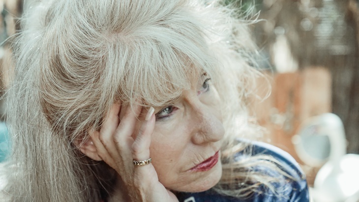 Kenali Ciri-ciri Rambut Menua