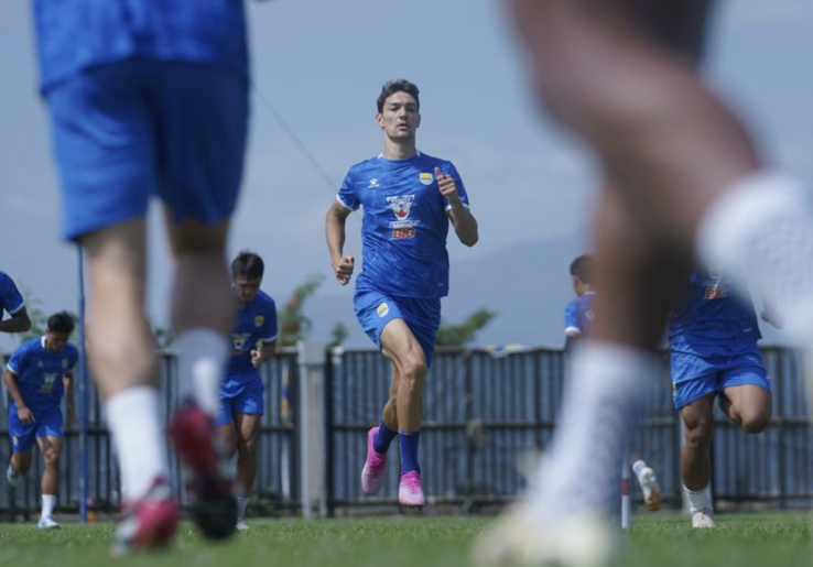 Hellas Verona Siap Angkut Eks Tembok Kokoh Persib, Federico Barba Berpeluang Main di Serie A