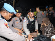 Jauh-Jauh dari Jakarta, Cewek Berhijab Beraksi Incar Ponsel Pengunjung Wisata Religi Haul Solo