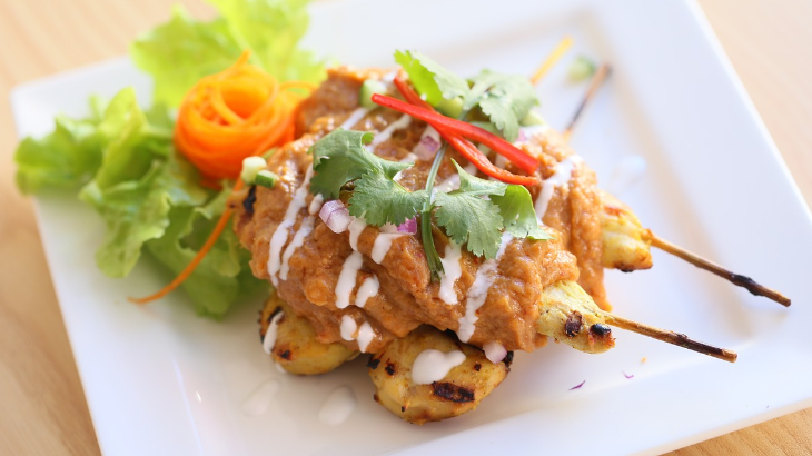 Saat Satai Ayam Madura Goda Ibu Negara Yunani