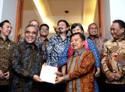Wapres 10 dan 12 Jusuf Kalla  Terima Undangan Pelantikan Presiden dari Ketua MPR