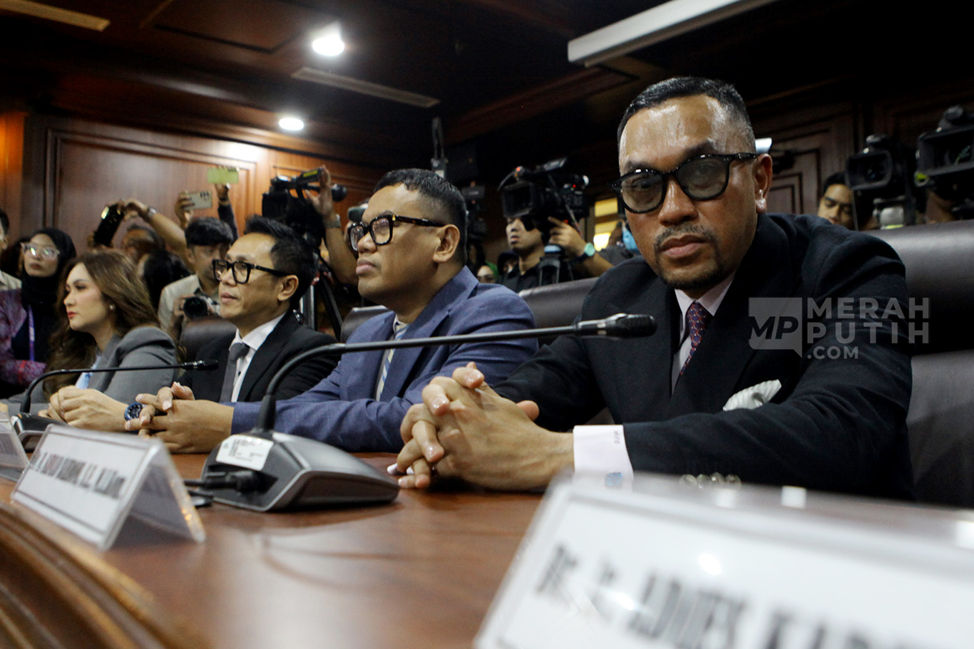 Dinyatakan Langgar Etik dan Dijatuhi Sanksi Nonaktif 6 Bulan, Ahmad Sahroni Hormati Putusan MKD DPR