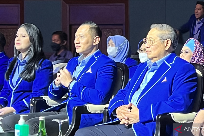 AHY Resmikan Organisasi Perempuan Demokrat Diketuai Istrinya