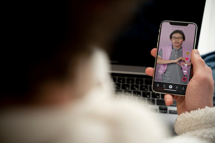 11 Aplikasi Download Video TikTok Tanpa Watermark di Android Terbaik 2025