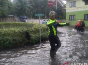 Hingga Jam 9 Malam, 1 Ruas Jalan dan 12 RT di Jakarta Masih Banjir