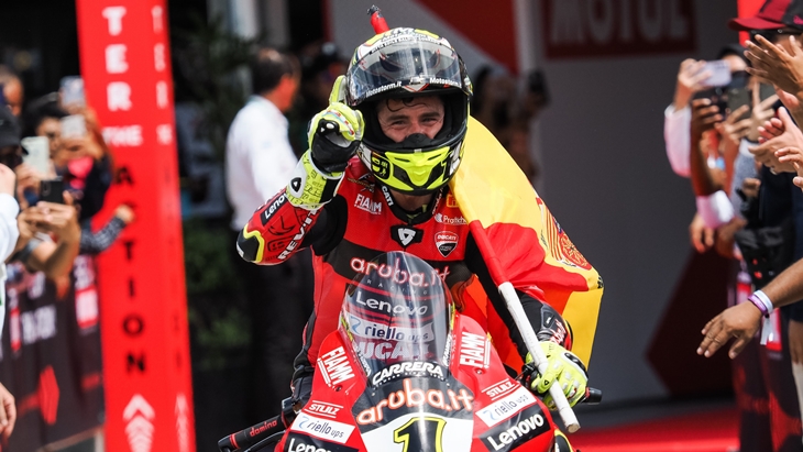 Tua-Tua Keladi, Alvaro Bautista Juara Race 2 WSBK Indonesia