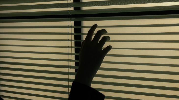 1 dari 7 Orang Dewasa Merupakan 'Sandwich Generation'