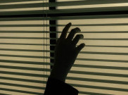 1 dari 7 Orang Dewasa Merupakan 'Sandwich Generation'