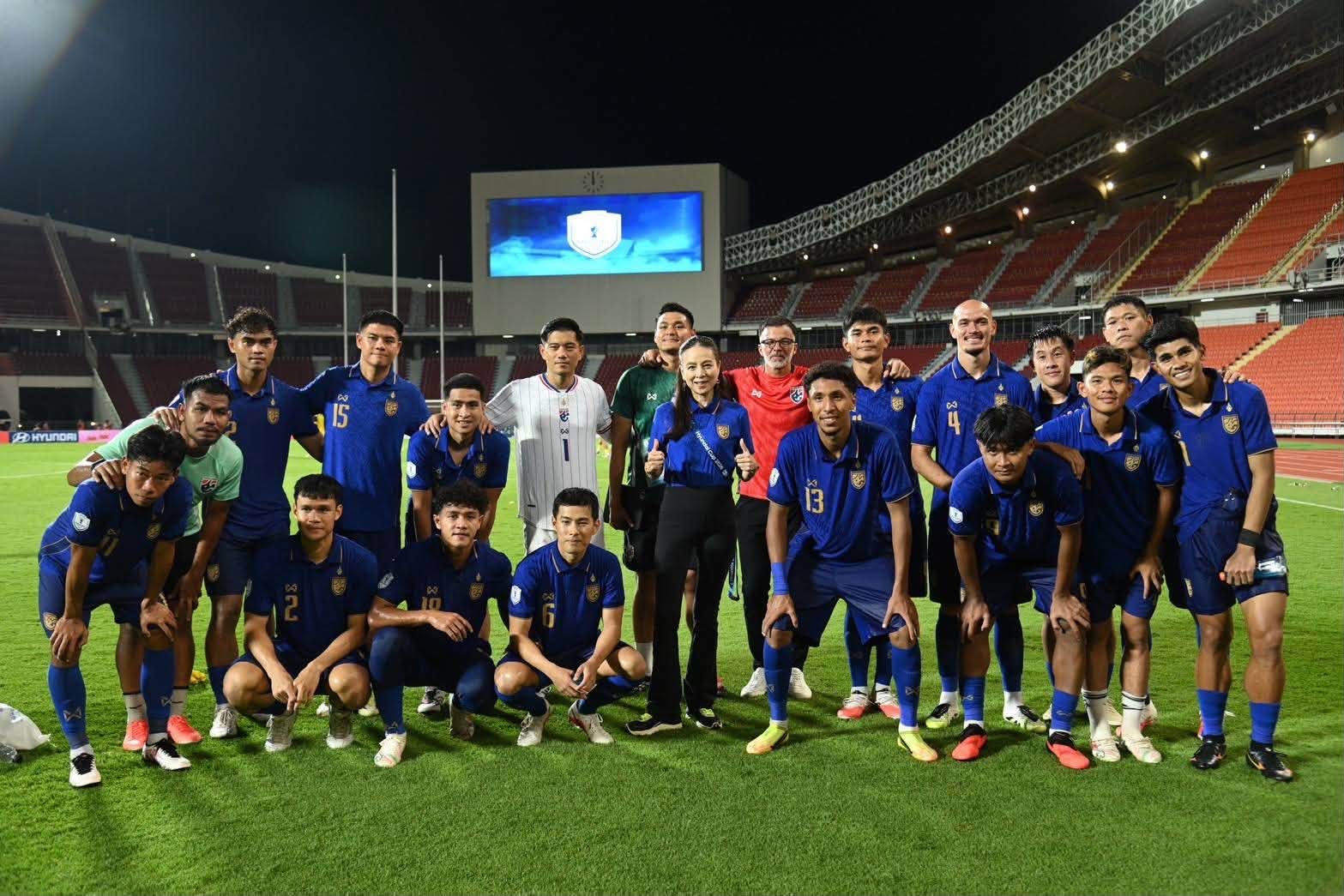 In This Economy! Madam Pang Turunkan Harga Tiket Semifinal Piala AFF, Fans Thailand Dapat Keringanan