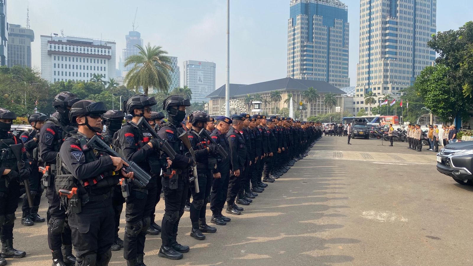 Polisi yang Jaga Demo BEM SI Dipastikan tak Pakai Senjata Api