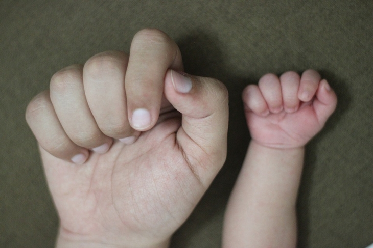  Anak lebih rentan terkena flu dibanding orang dewasa. (Foto: Pixabay/ahgomaaz)