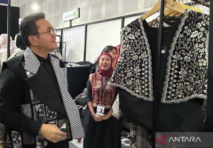 Buka Jakarta Muslim Fashion Week, Mendag Pamer Ekspor Fesyen RI 2025 Tembus Rp 108 T