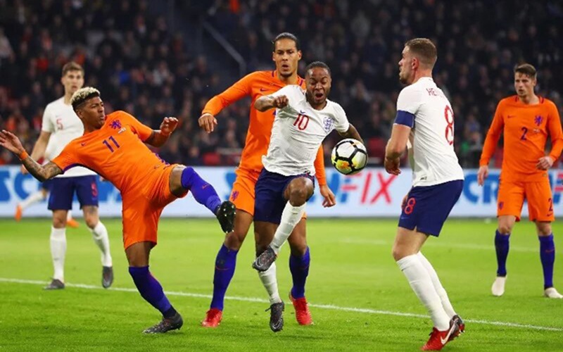 Raheem Sterling menjadi kapten Timnas Three Lions